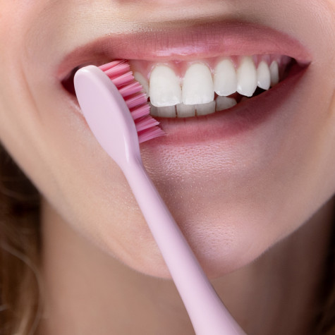 Электрическая звуковая зубная щётка Revyline RL 060, розовая