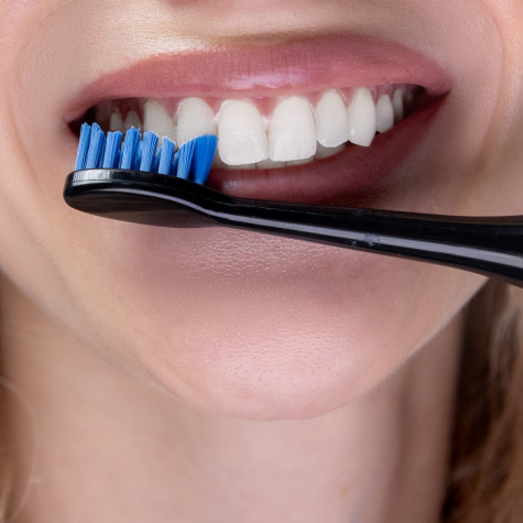 Электрическая звуковая зубная щётка Revyline RL 060 Black