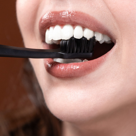 Зубная щетка Revyline SM6000 PRO Black Edition, мягкая