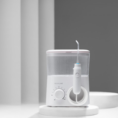 Ирригатор Revyline RL 150