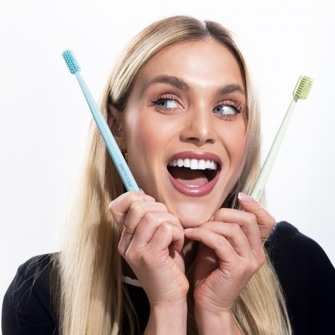 Набор зубных щеток Revyline SM6000 DUO Limpet shell + Lime cream